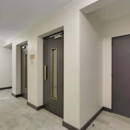 Pick A Flat's In Eiffel Tower- Boulevard De Grenelle 아파트 파리