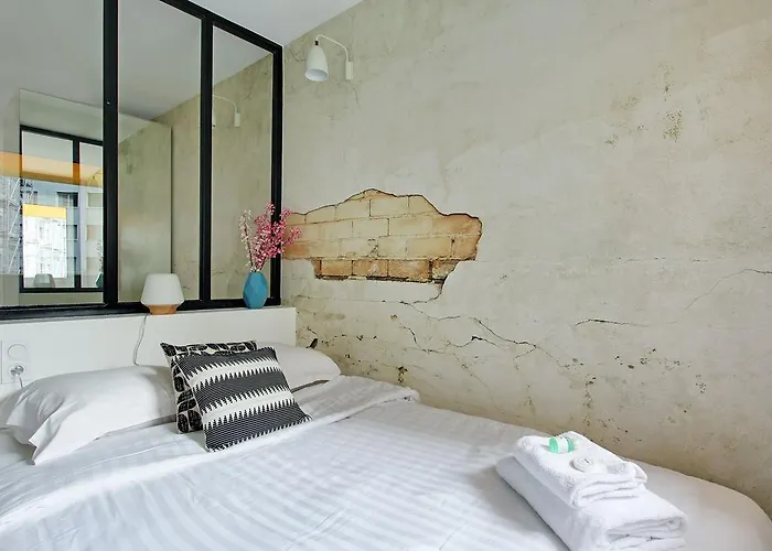 Pick A Flat's In Eiffel Tower- Boulevard De Grenelle * Paris